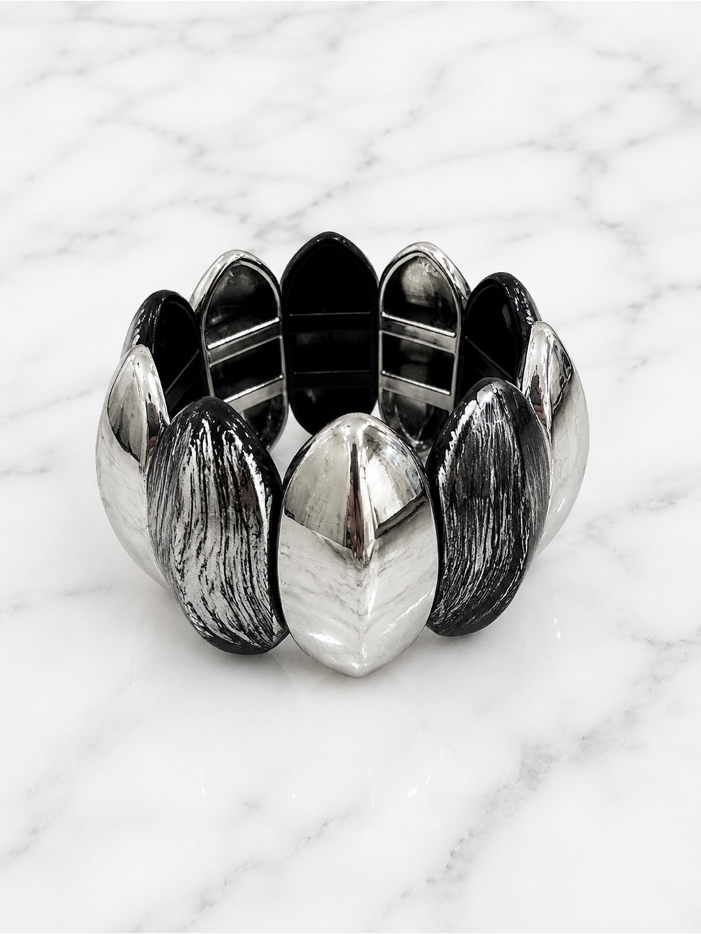 Black & Silver Stretch Statement Wide Bracelet Chunky Silver Tone & Marbled - Picture 4 of 6
